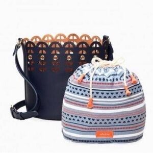 Stella & Dot Marin Bucket Crossbody Bag Dark Blue‎ NWOT